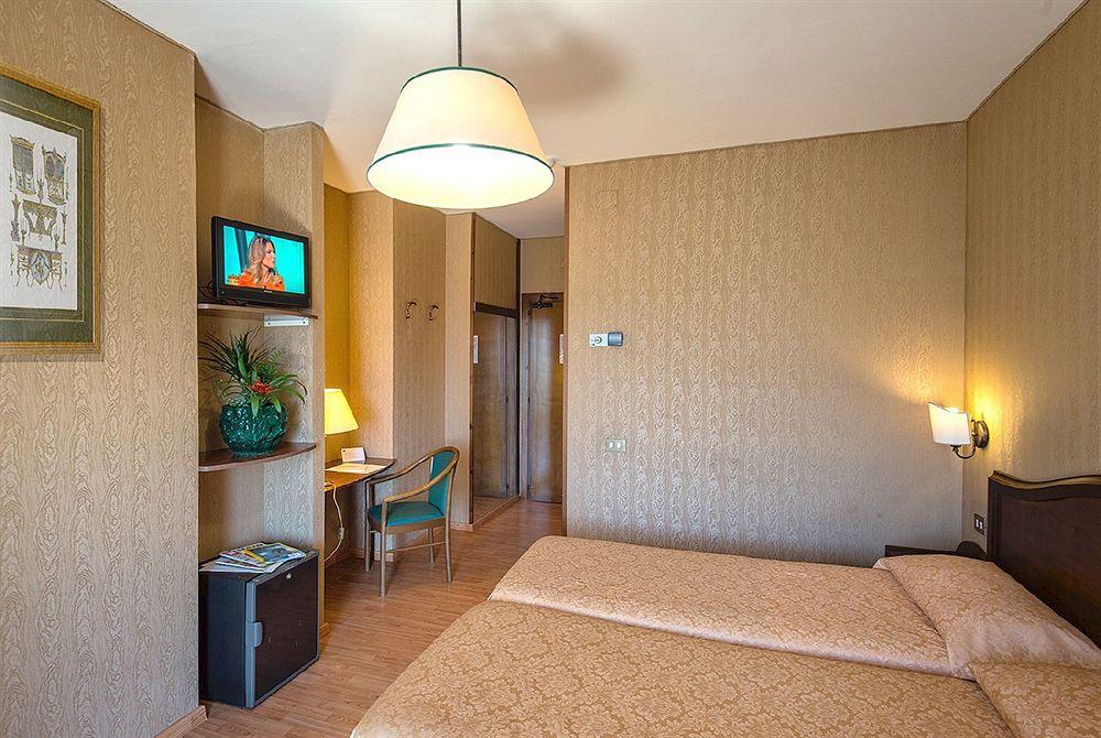Park Hotel Blanc Et Noir Roma Eksteriør bilde