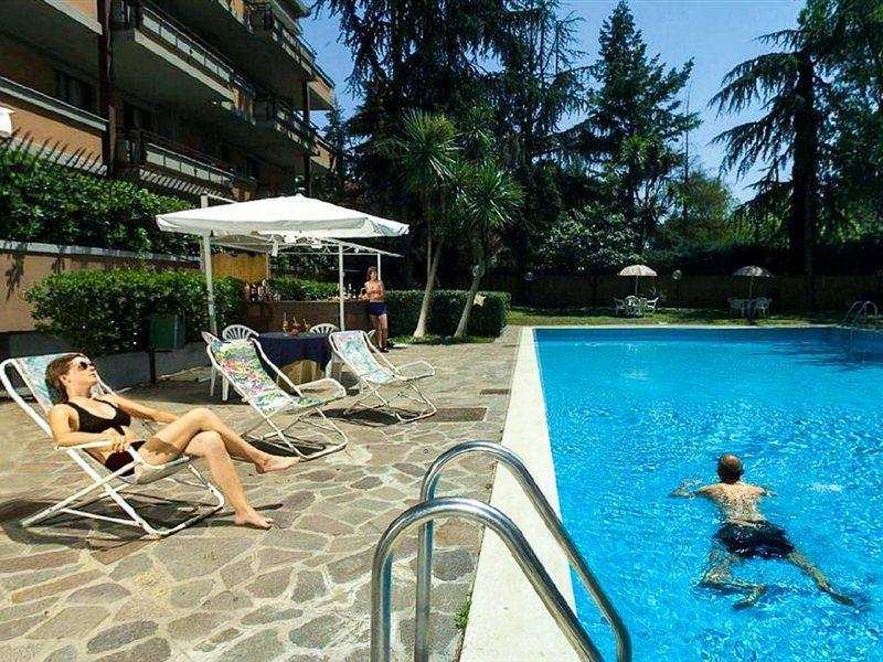 Park Hotel Blanc Et Noir Roma Eksteriør bilde